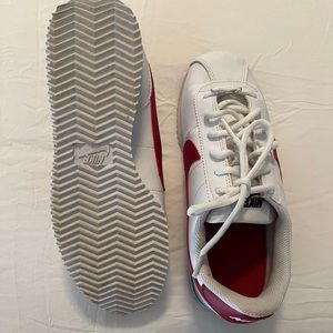 Women’s Nike Sneakers